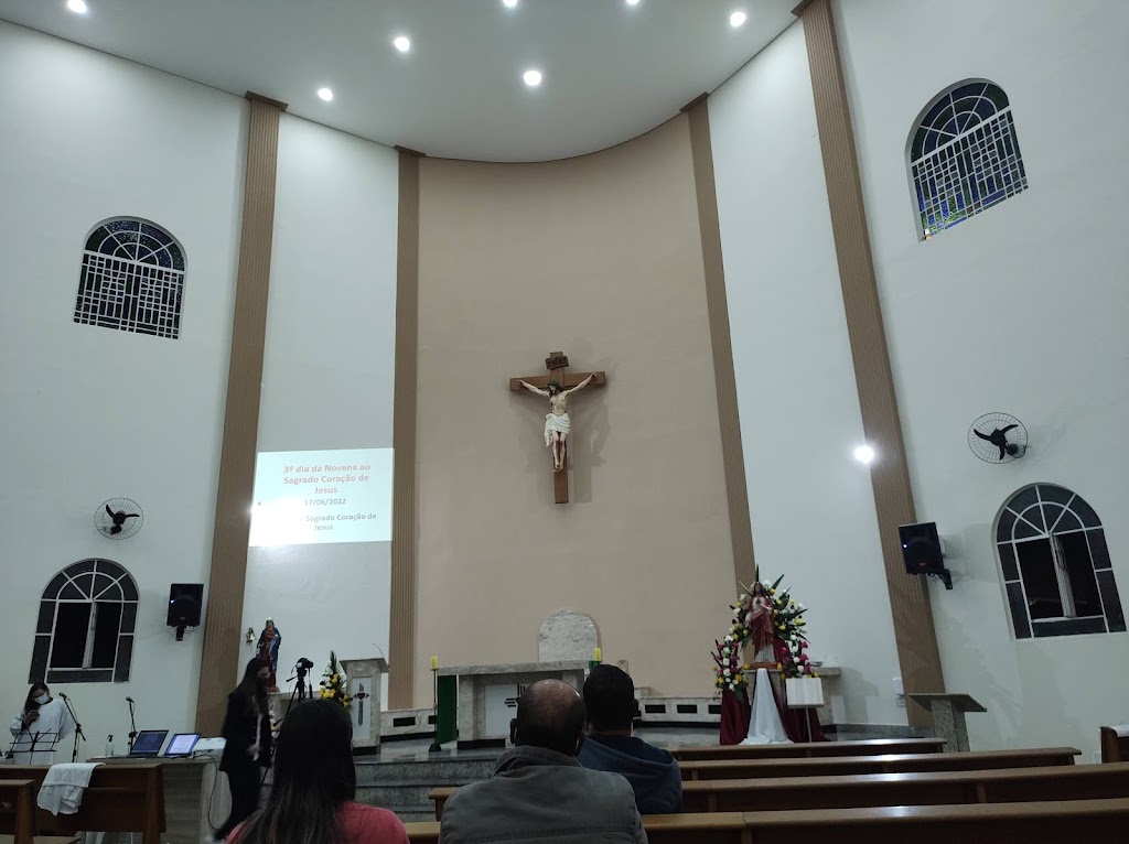 Fachada de Matriz Paróquia Sagrado Coração de Jesus