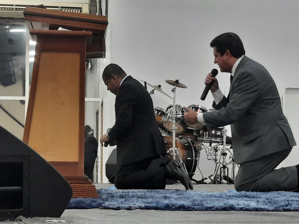 Fachada de Igreja Internacional da Graça de Deus