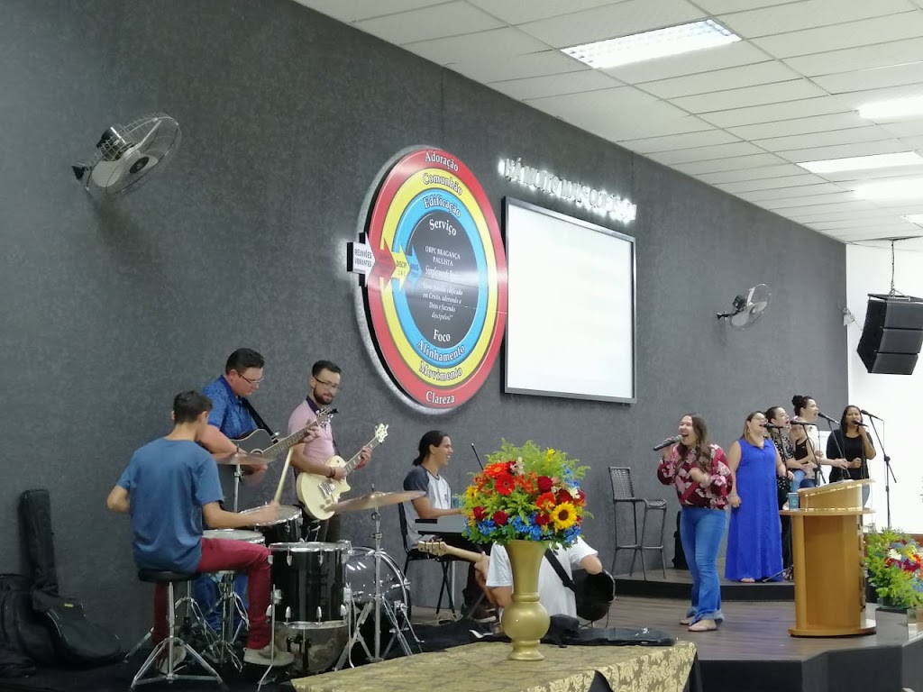 Fachada de Igreja O Brasil Para Cristo Bragança Paulista