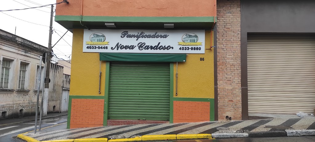 Fachada de Panificadora e Confeitaria Nova Cardoso
