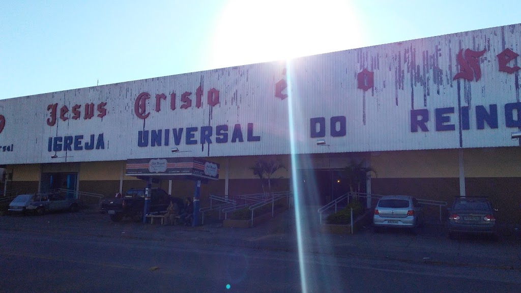 Fachada de Igreja Universal do Reino de Deus