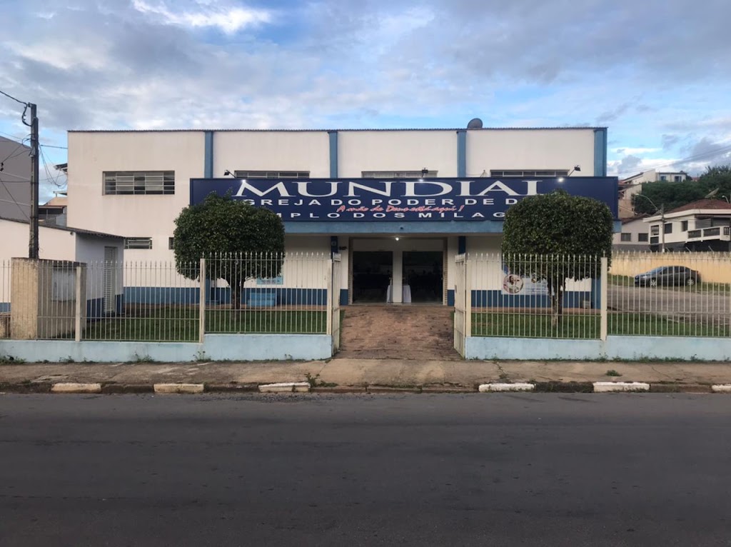Fachada de Igreja Mundial Do Poder De Deus