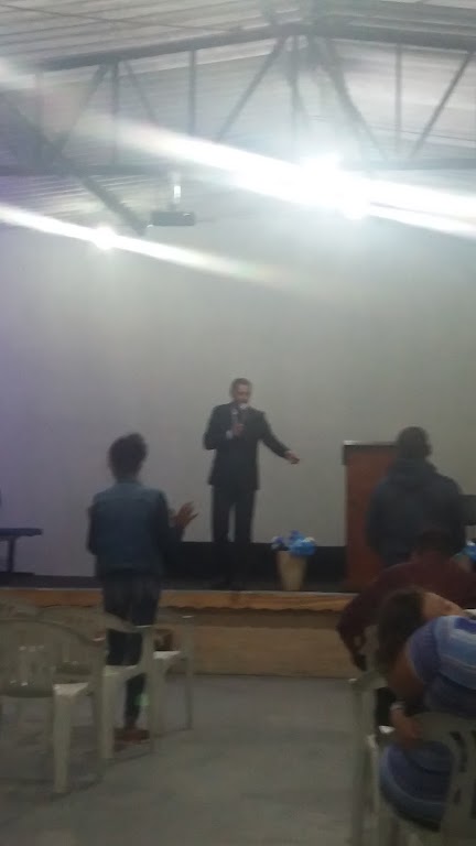 Fachada de Igreja Evangélica Apostólica Avivamento Pentecostal
