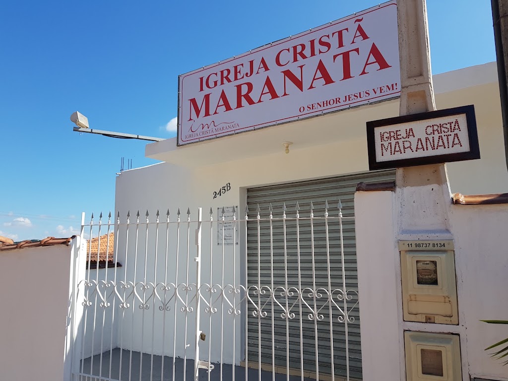 Fachada de Igreja Cristã MARANATA