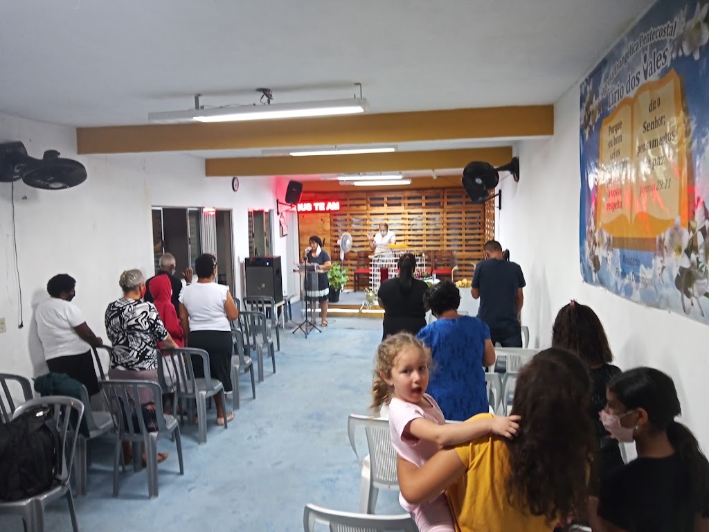 Fachada de igreja evangelica pentecostal liris dos vales