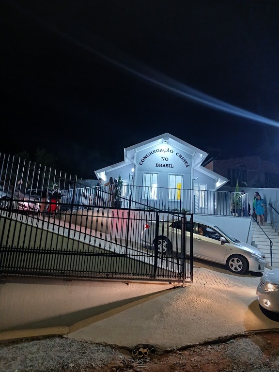 Fachada de CCB - Encosta da Cantareira - Mairiporã