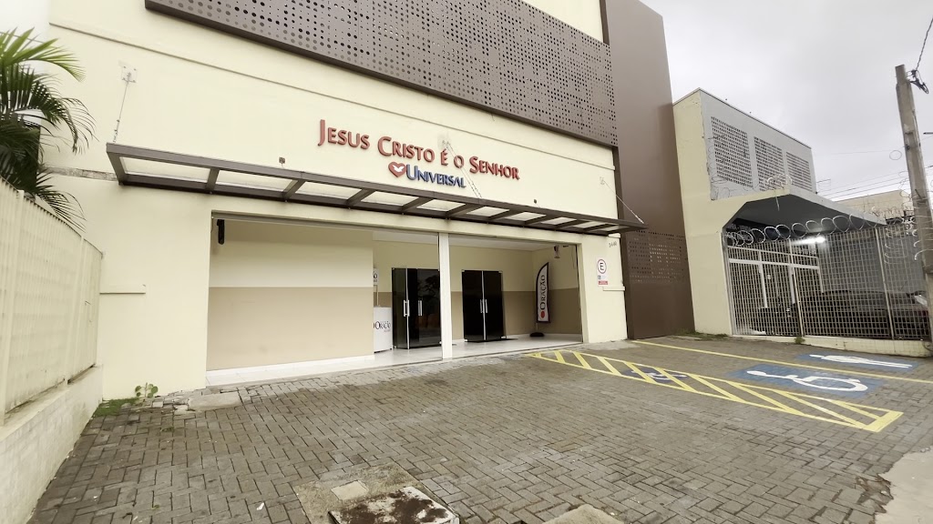 Fachada de Igreja Universal - Jaçana