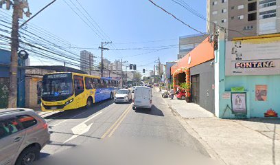 Fachada de Igreja Apostólica Plenitude do Trono de Deus