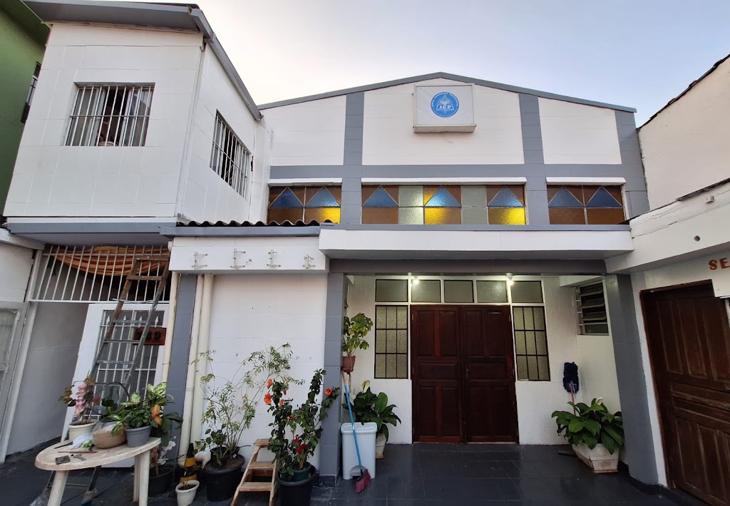 Fachada de Igreja Evangélica Pentecostal