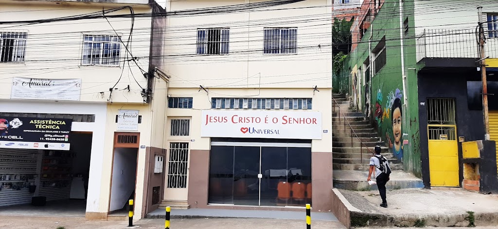 Fachada de Igreja Universal