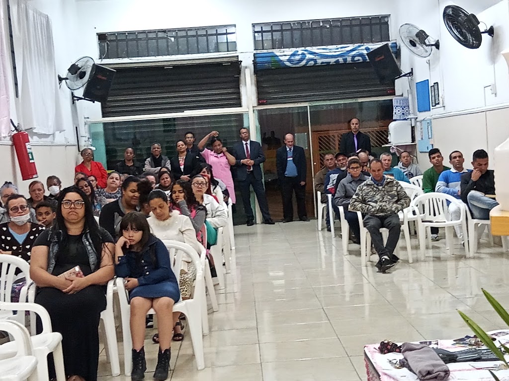 Fachada de Igreja Pentecostal Deus É Amor