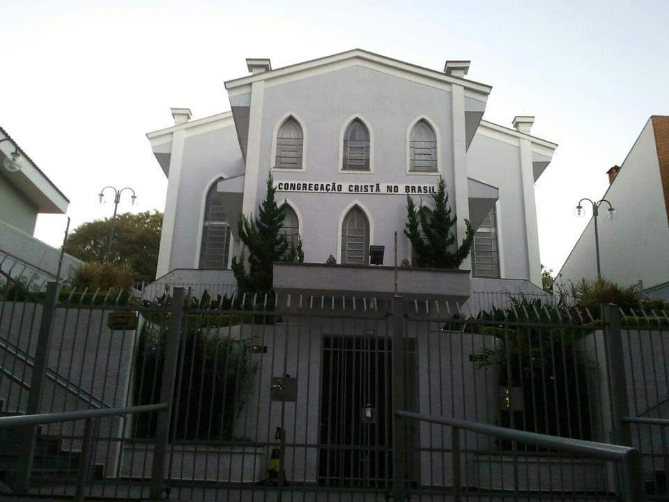 Fachada de Congregação Cristã no Brasil - CCB Tremembé e Vila Rosa