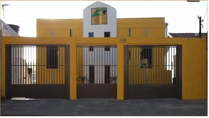 Fachada de Igreja Evangelica O Brasil para Cristo - Parque Anhanguera