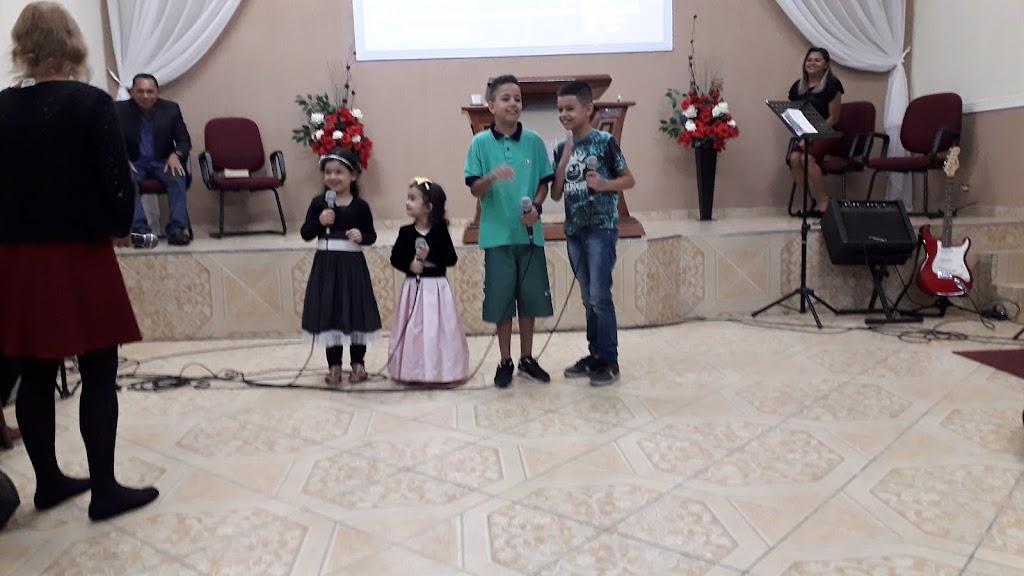 Fachada de Igreja Evangélica Avivamento Bíblico