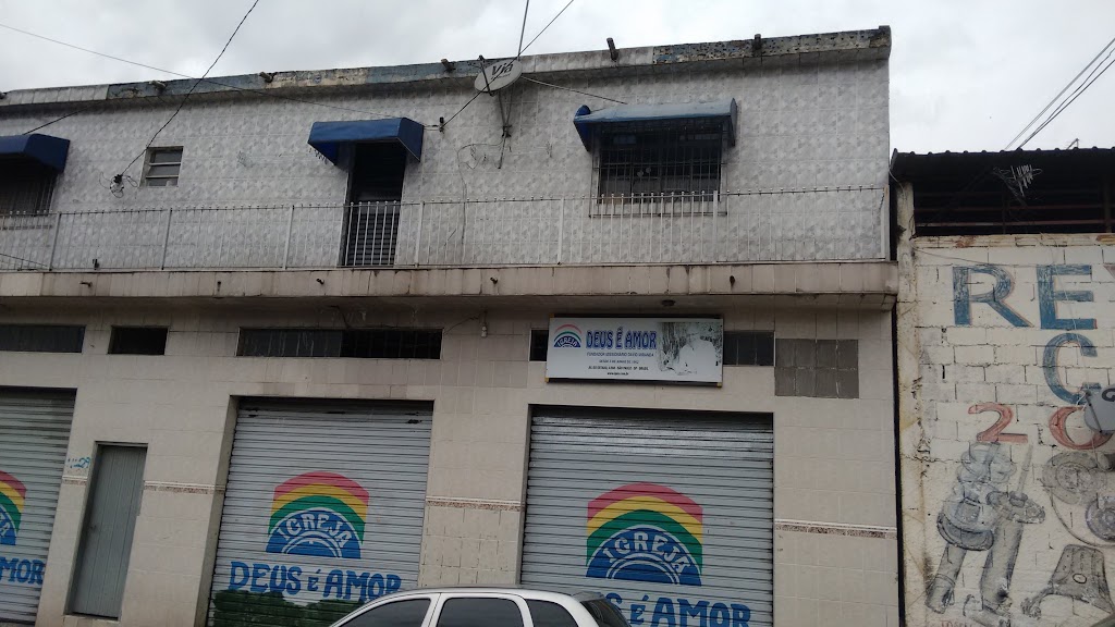 Fachada de Igreja Pentecostal Deus é Amor