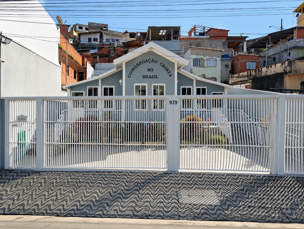 Fachada de Congregação Cristã no Brasil - Itaparica - Barueri - SP