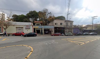Fachada de Igreja Pentecostal Deus é Amor Sede Sucursal