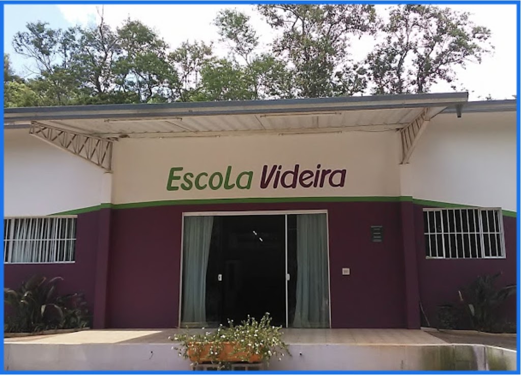 Fachada de Escola Cristã Videira em Louveira