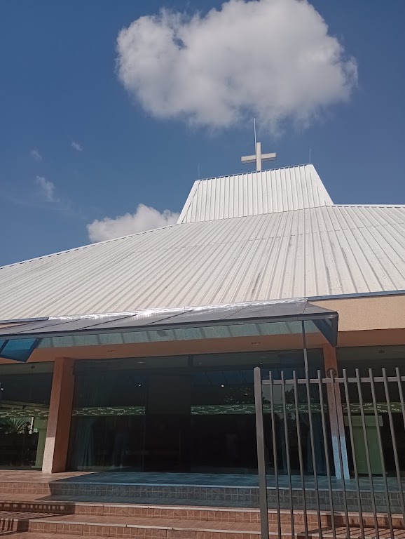Fachada de Paróquia Nossa Senhora Mãe dos Homens e Santo Antônio de Pádua