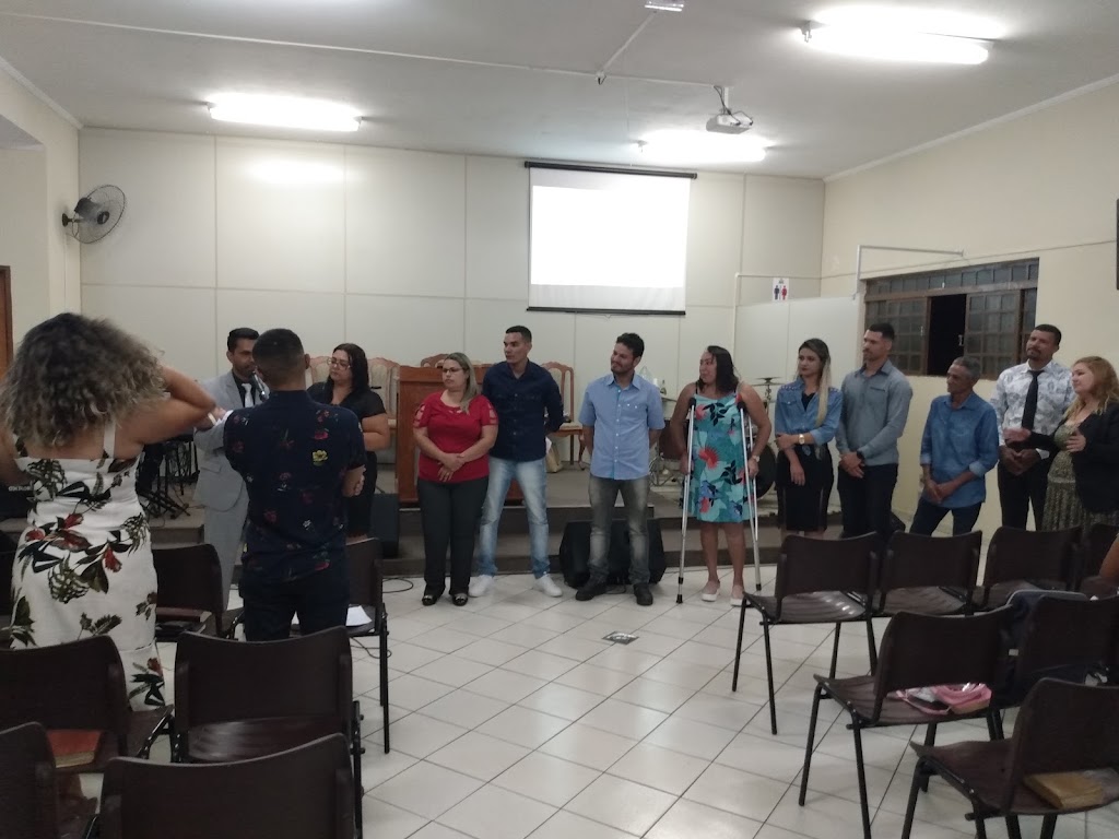 Fachada de I.E.P Remidos em Cristo - Sede Louveira