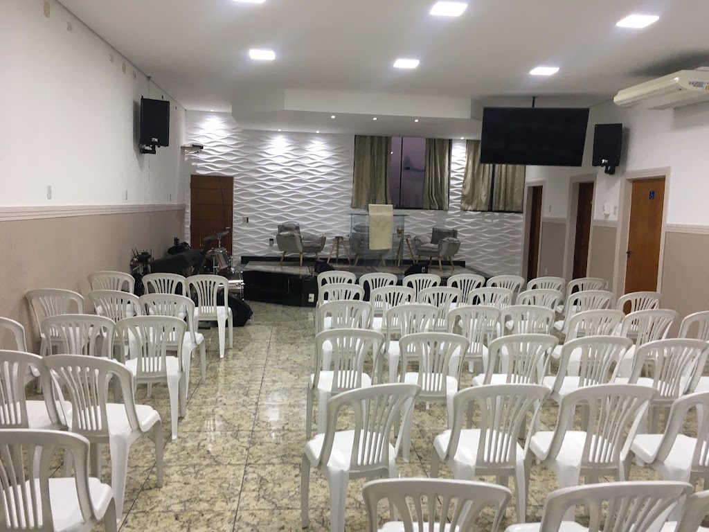 Fachada de Igreja pentecostal a voz de Deus