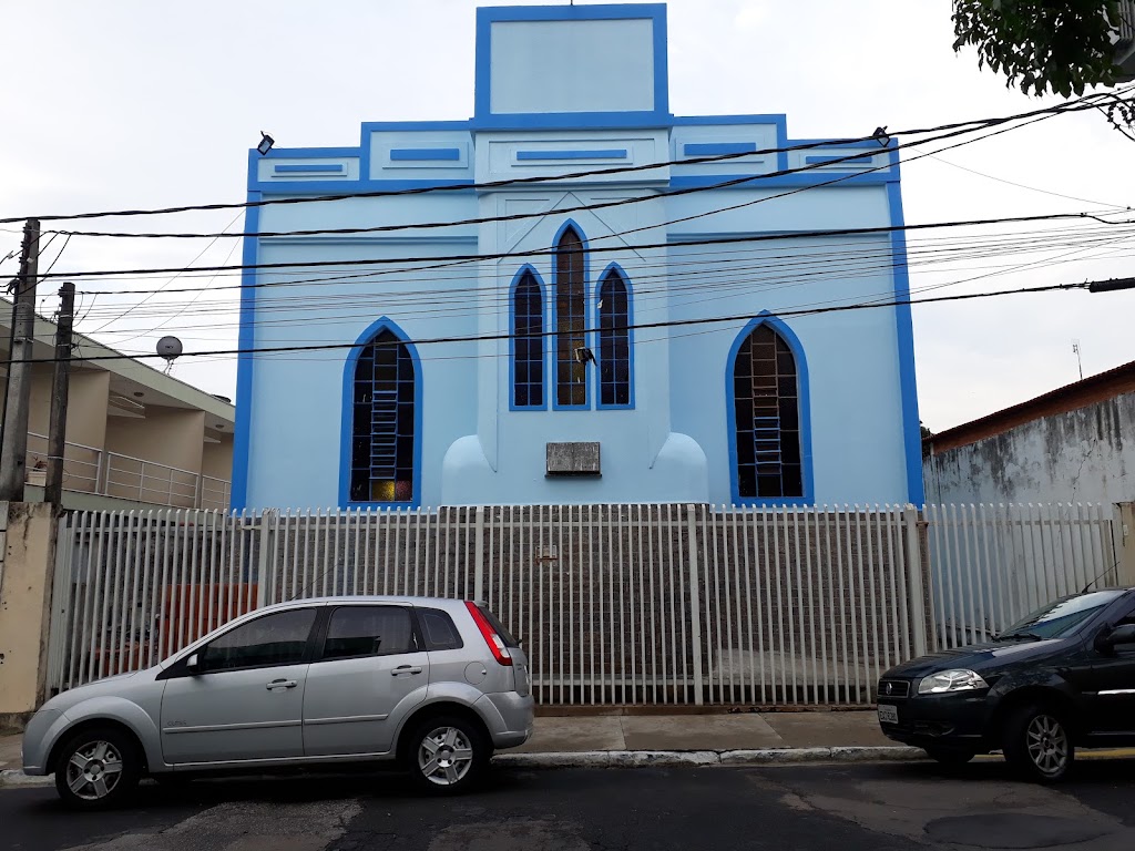 Fachada de IEAB - Igreja Evangélica Avivamento Bíblico