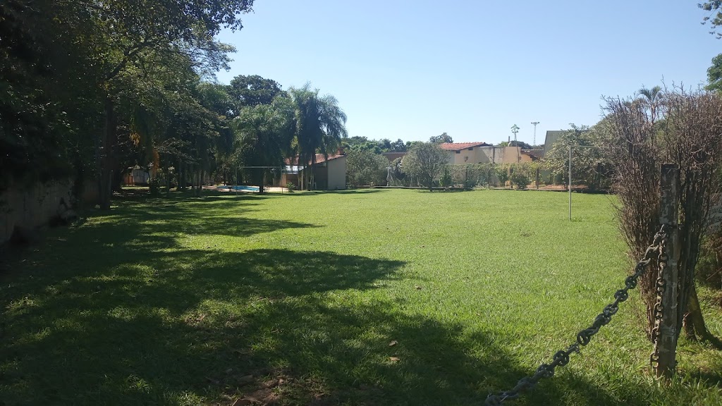 Fachada de Chácaras Carolina