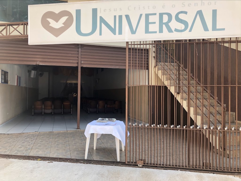 Fachada de Igreja Universal