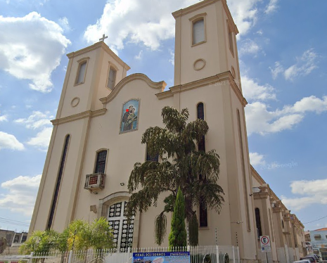 Fachada de Paróquia Santo Antônio