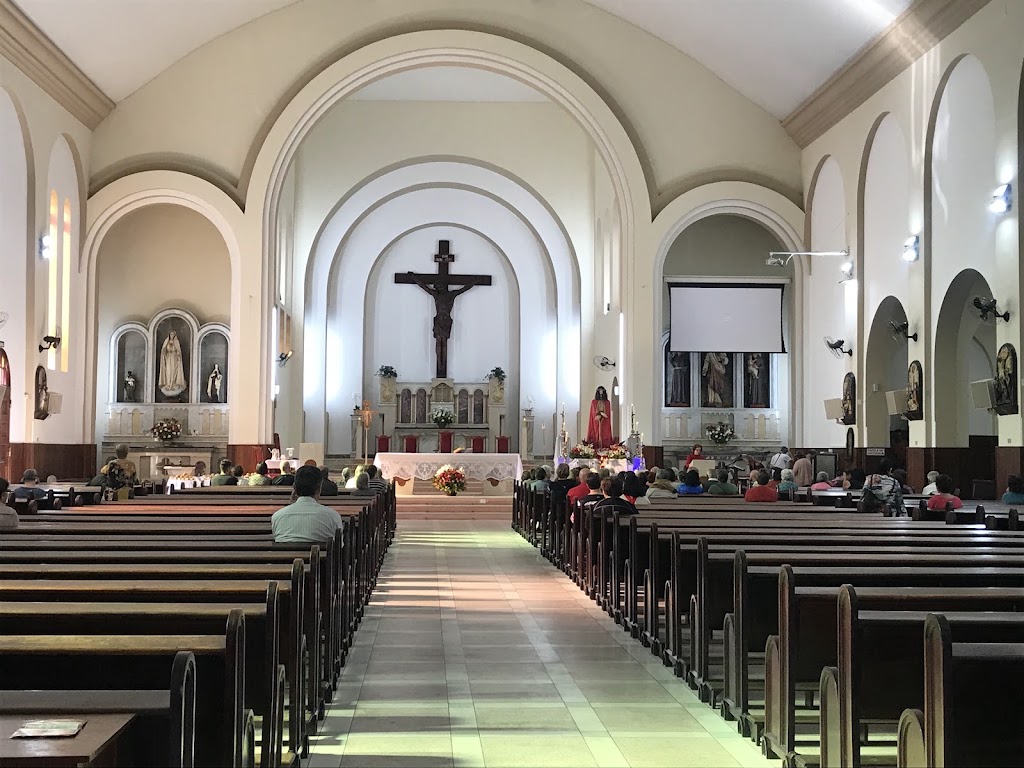 Fachada de Paróquia Bom Jesus dos Aflitos