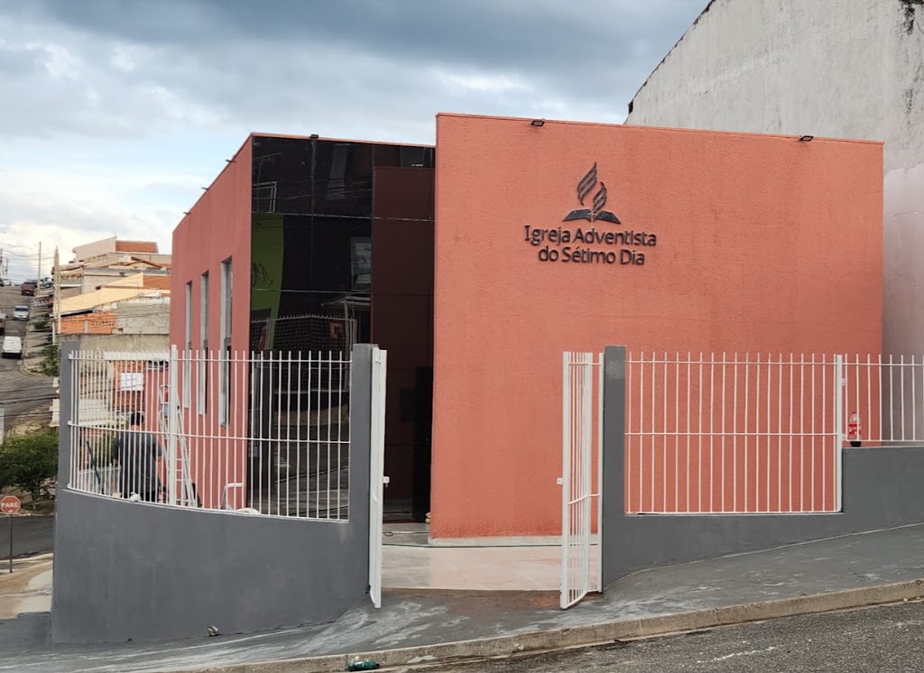 Fachada de Igreja Adventista Do Sétimo Dia