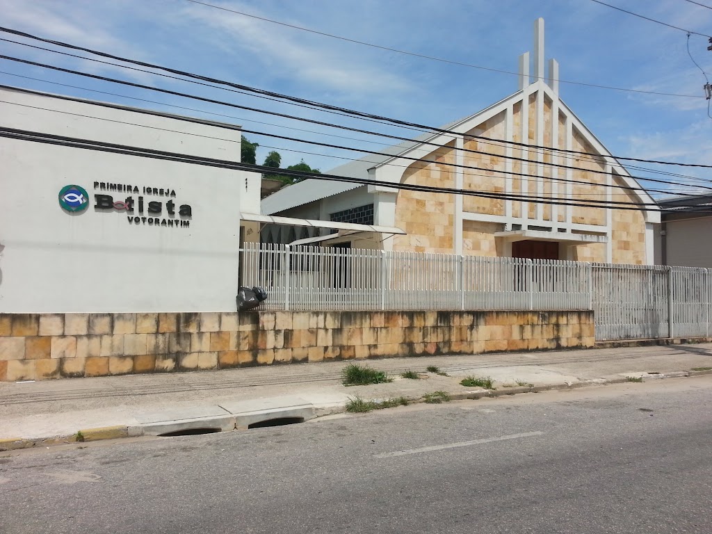 Fachada de Primeira Igreja Batista De Votorantim