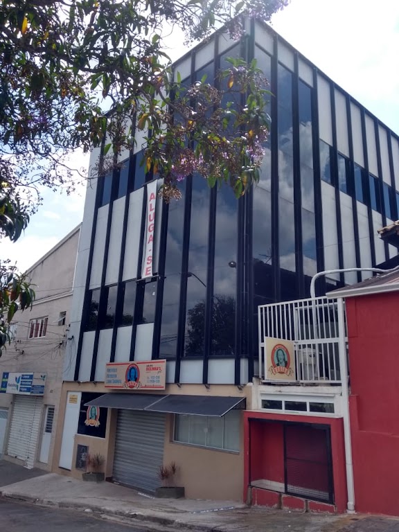 Fachada de Igreja Renascer São Roque