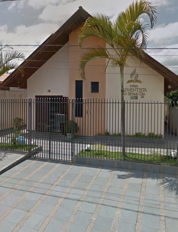 Fachada de Igreja Adventista Do Sétimo Dia Central de Mairinque
