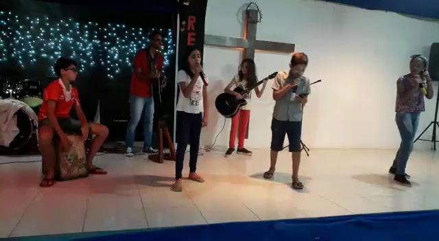 Fachada de Igreja Apostólica Recomeçar em Cristo