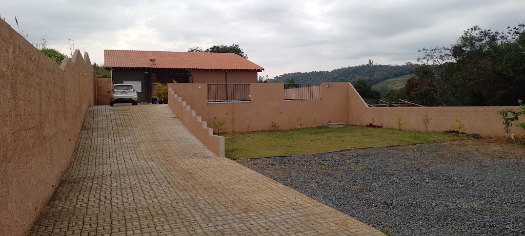Fachada de Guatambu