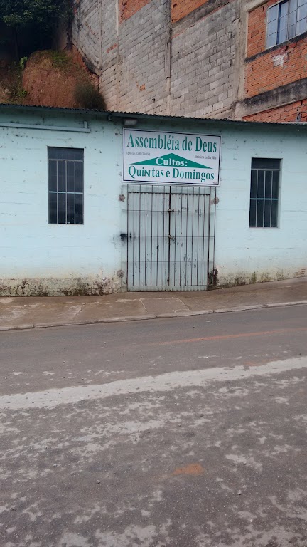 Fachada de Assembléia de Deus Ministério Casa do Oleiro