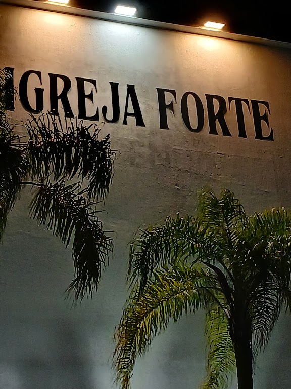 Fachada de Igreja Forte