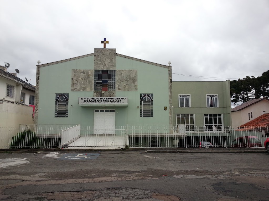 Fachada de 6° Igreja do Evangelho Quadrangular