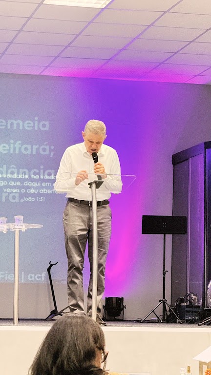 Fachada de IEAB Bacacheri - Igreja Evangélica Avivamento Bíblico do Bacacheri