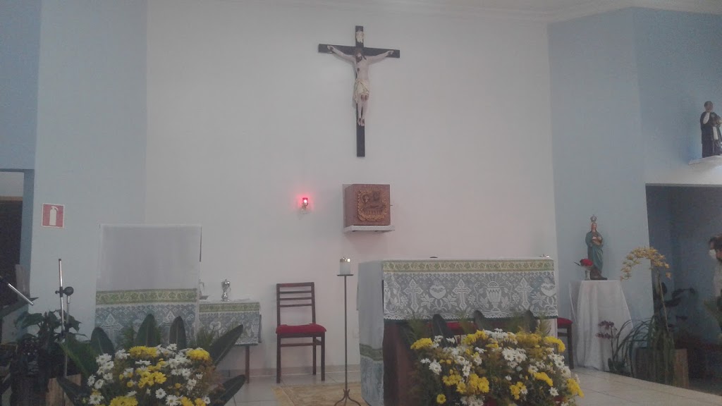 Fachada de Capela Santo Antonio Maria Claret - Paróquia Nossa Senhora da Luz (esquina Rua Realeza - Emiliano Perneta, Pinhais - PR)