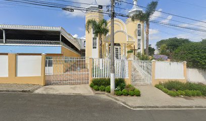 Fachada de Igreja Católica Ucraniana Nossa Senhora do Perpétuo Socorro