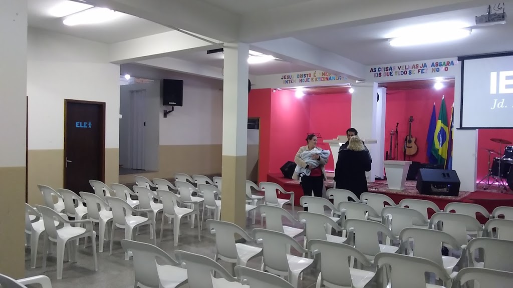 Fachada de Igreja do evangelho quadrangular de São José dos Pinhais