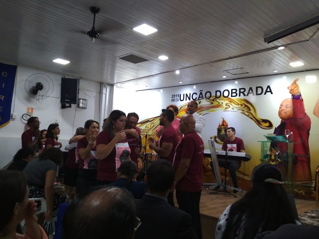 Fachada de Comunidade Internacional Rocha Eterna