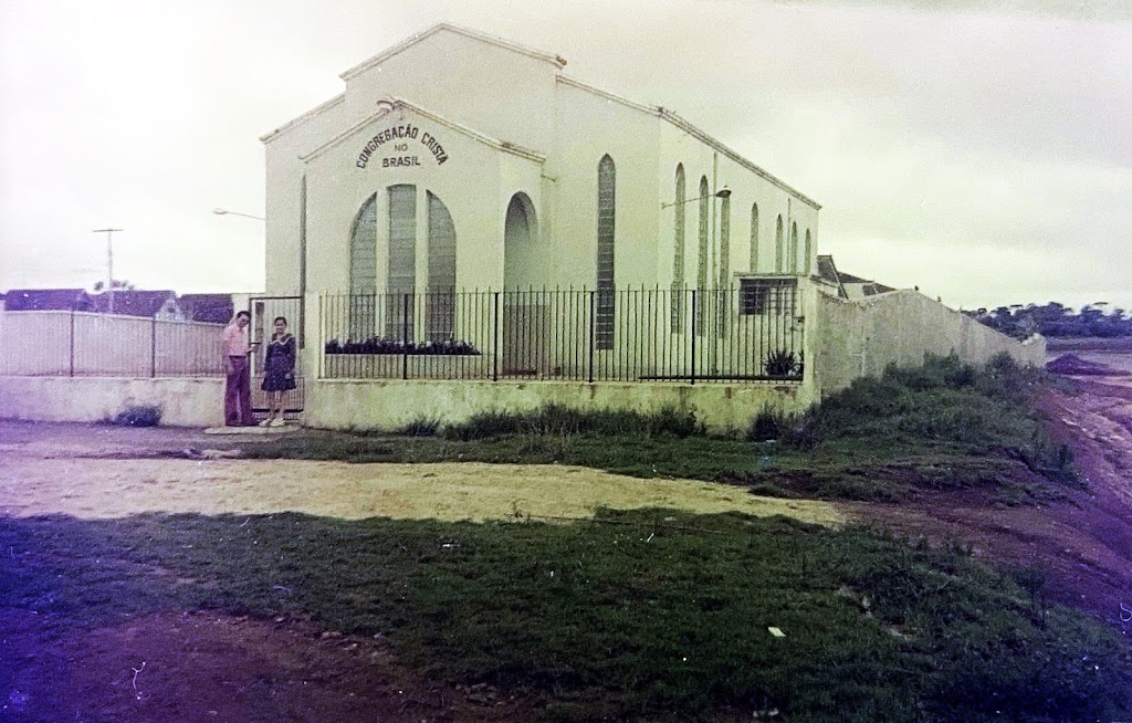 Fachada de CCB Vila Nossa Senhora da Luz dos Pinhais