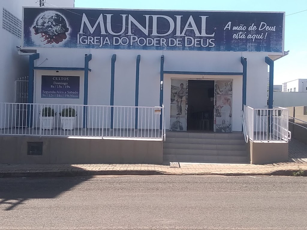 Fachada de Igreja Mundial do poder de Deus
