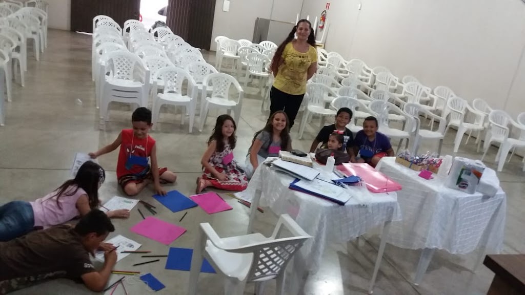 Fachada de Igreja Evangélica Resgatando Nações