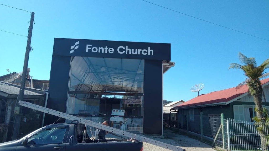 Fachada de Fonte Church Canela