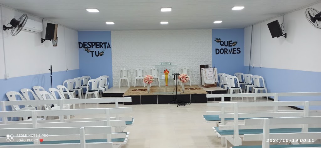 Fachada de Igreja Evangélica Pentecostal Chama Divina ( Sede Regional Criciuma-SC )