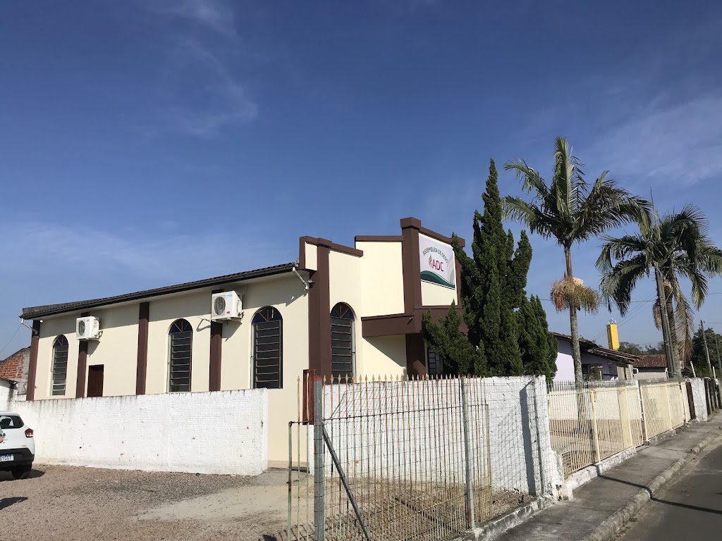 Fachada de Assembleia de Deus - AD Vila Meller